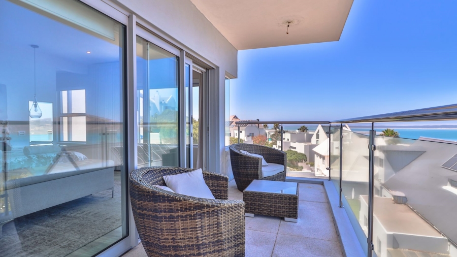 6 Bedroom Property for Sale in Myburgh Park Western Cape